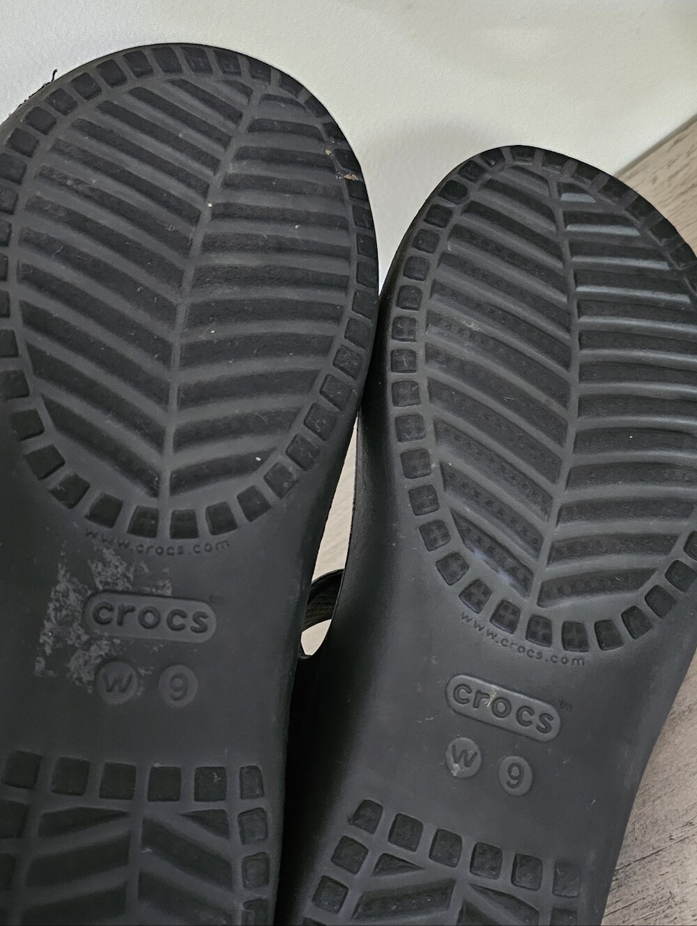 CROCS Women’s Kadee II Sandal Double-Strap Slide Black Size 9 - Picture 8 of 8